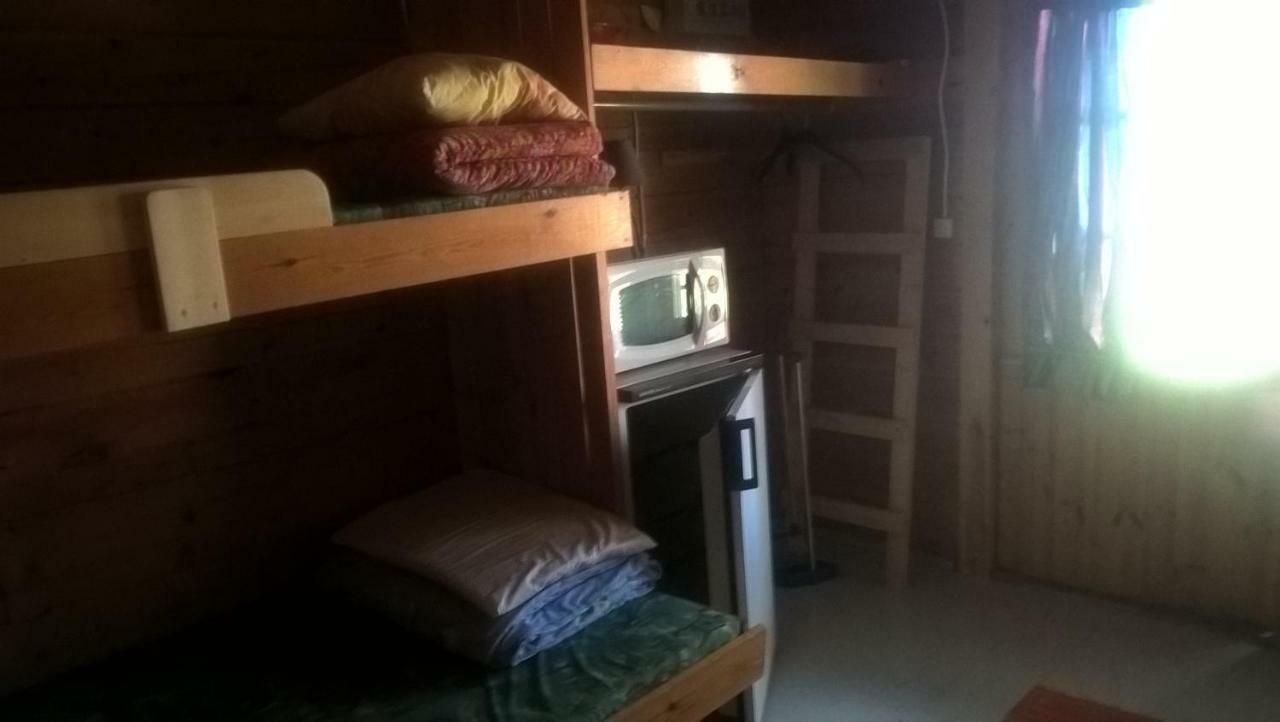 Hotel Pirttiniemen Lomakylae Muurasjärvi Esterno foto