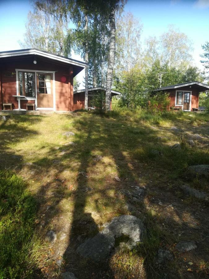 Hotel Pirttiniemen Lomakylae Muurasjärvi Esterno foto